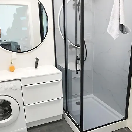 17 Apartment *